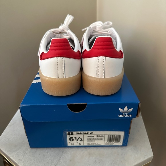 Adidas Red and White Adidas Sambae with Gum Sole - Picture 4 of 11